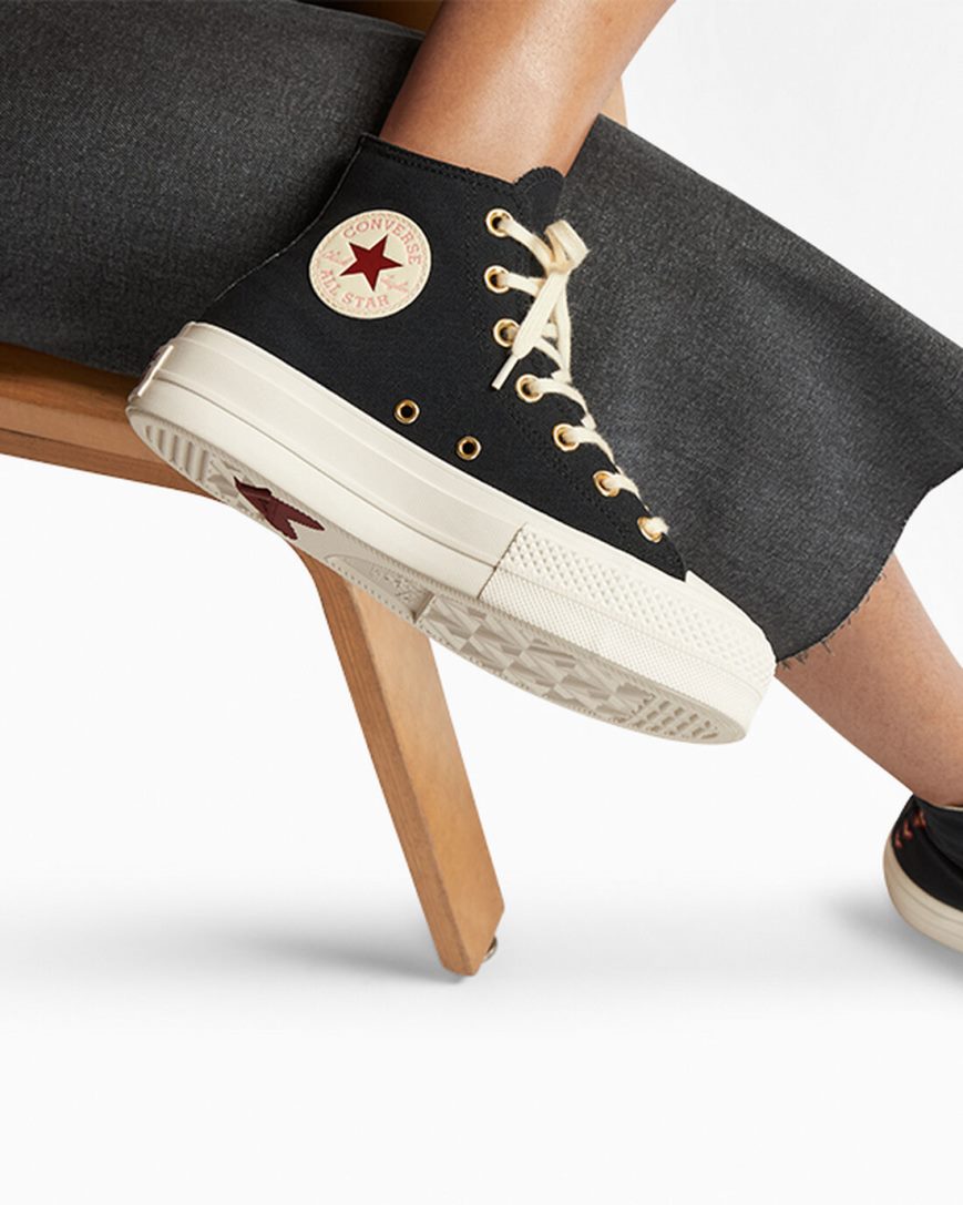 Dámské Boty Na Platformy Converse Chuck Taylor All Star Lift Hearts Vysoké Černé Tmavě Červené | CZ PIOC25